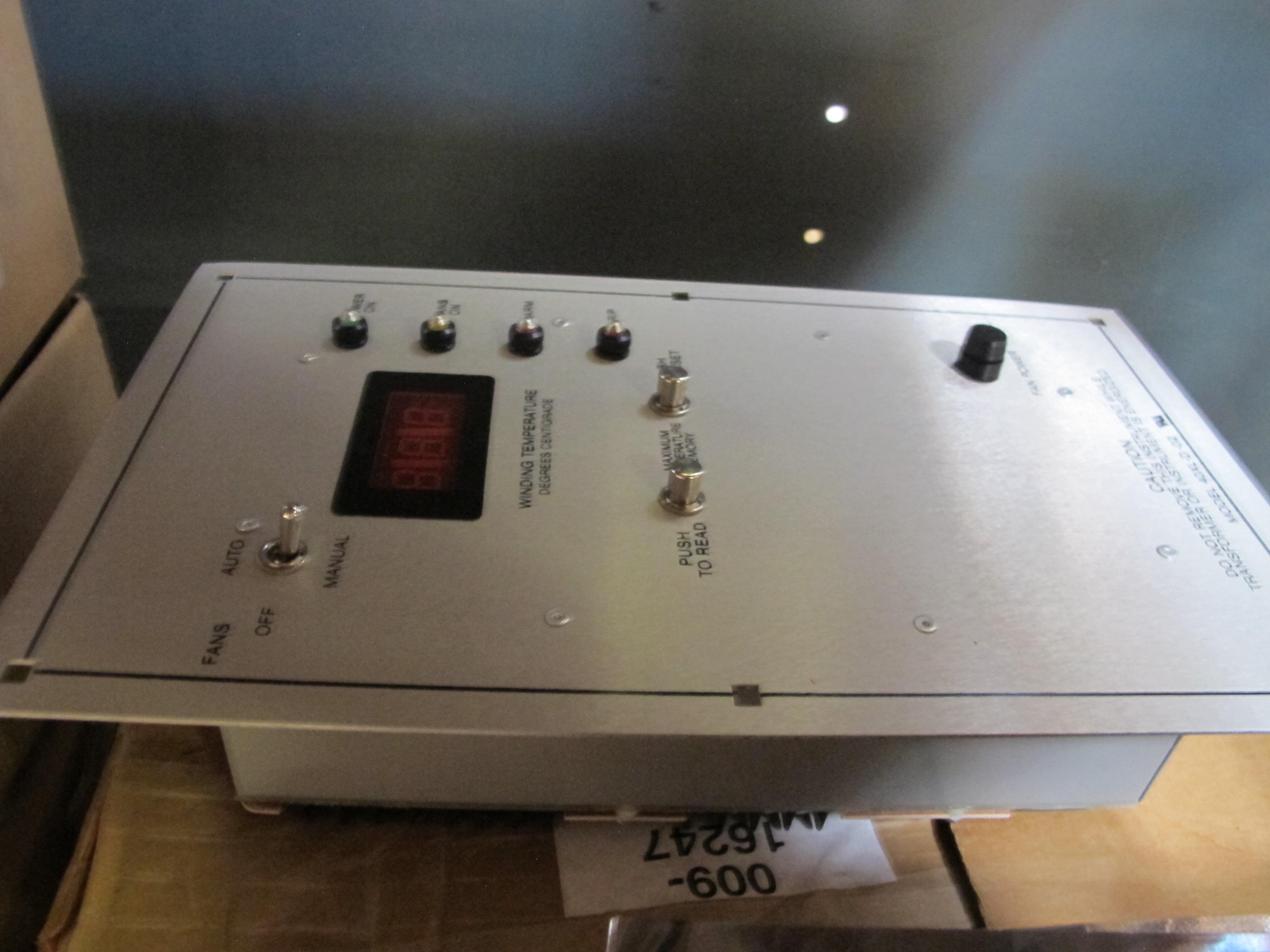 LOT TO INCLUDE BUT NOT LIMITED: (6) MODULES, RELAY KIND. 16-CHANNEL RELAY MODULE, (42) LAMP, LED KIND, TRUE WHITE COLOR, 3.2 WATT, 6VDC ELEC RATING., (1) MODULE, 4-20MADC RATING, I/E CONVERTER KIND, (1) CABLE, EXTENSION KIND, 8MM SIZE, NOT ARMORED MATERIAL. 3300XL, 8MM CABLE, LENGTH 4.5M, (1) CONTROLLER, INTELLIGENT TYPE, EP2500, 12-24 VDC, 300 MA MAXIMUM, 3 VOLT LITHIUM MEMORY AND CLOCK BACKUP. LOADING & HANDLING FEE $15-4156